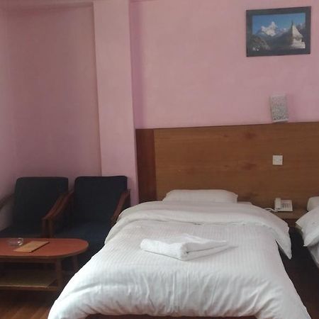 Tasi Dhargey Inn Катманду Екстериор снимка