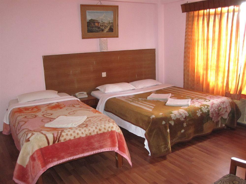 Tasi Dhargey Inn Катманду Екстериор снимка