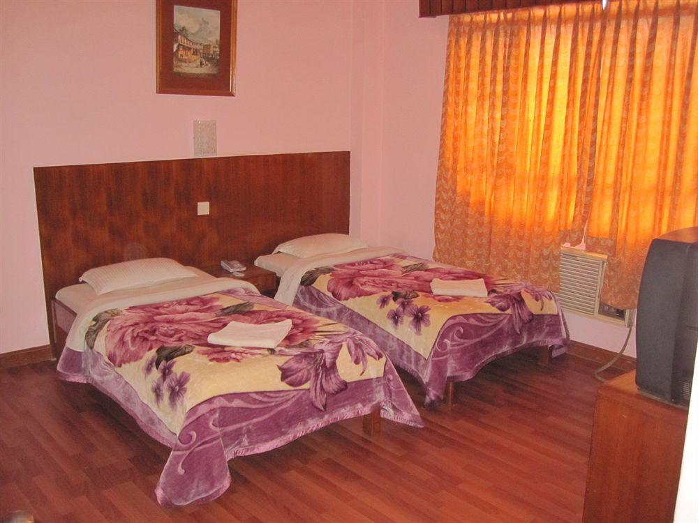 Tasi Dhargey Inn Катманду Екстериор снимка