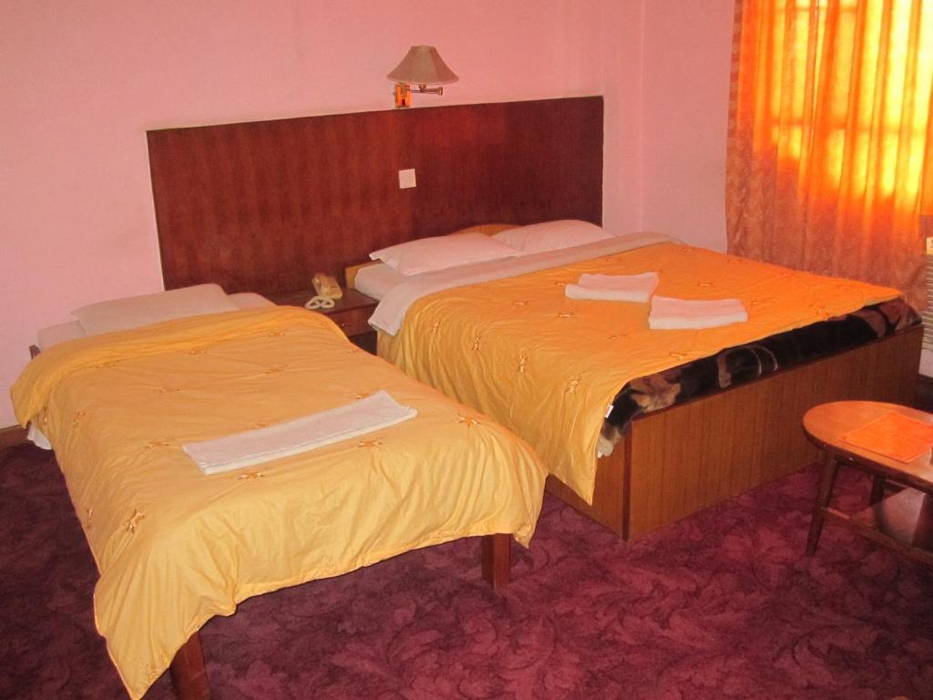 Tasi Dhargey Inn Катманду Екстериор снимка